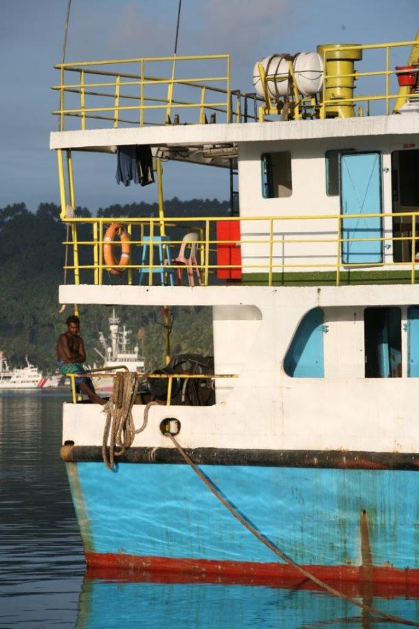 Fisho's Scott Thomas filming Bushy talking about Squidgy's new prawn lures.